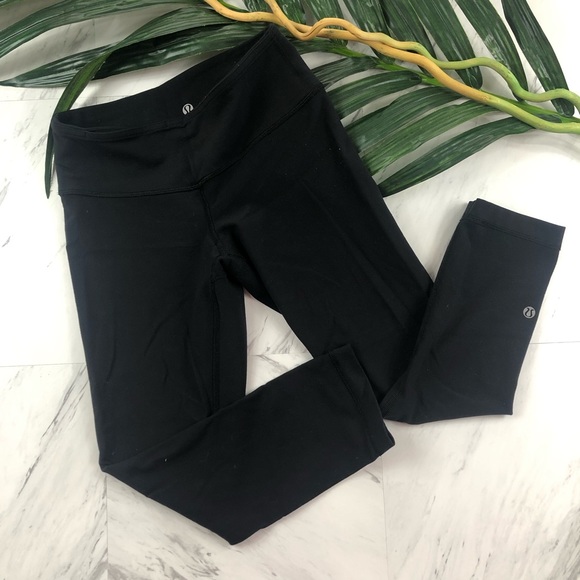 lululemon athletica Pants - Lululemon Wunder Under Crop Leggings Size 4